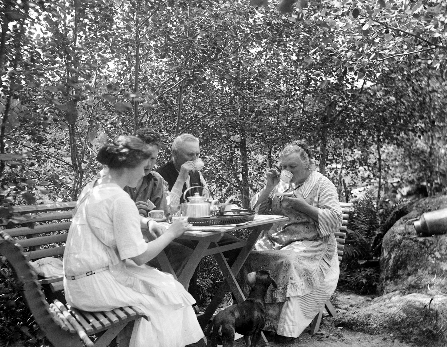 Karin och Gösta Krantz samt Augusta och Erik Gustav Jansson, Lillsunda, Uppsala-Näs socken, Uppland 1920-tal